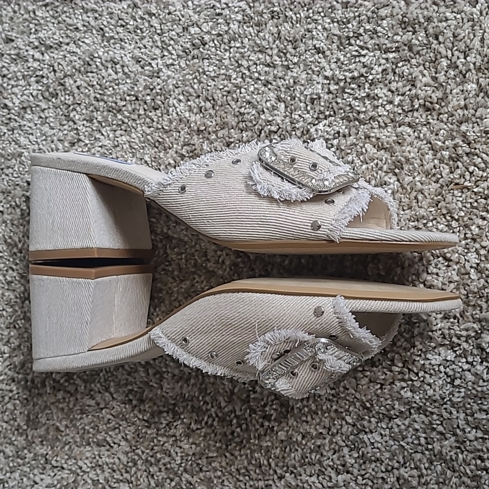 Steve Madden Women's Cream Studded Mules Size 9 M - Picture 3 of 8